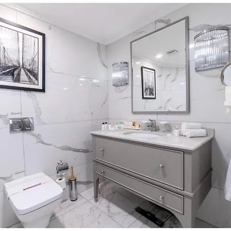 Otel Savoy & Casino Girne