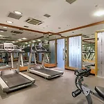 Savoy & Casino كيرينيا
