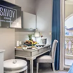 فندق Savoy & Casino كيرينيا