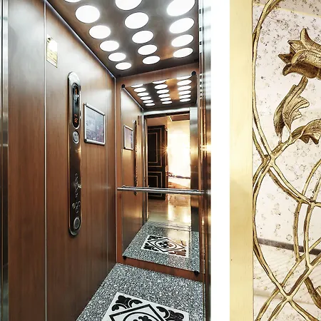 Savoy & Casino Hotel