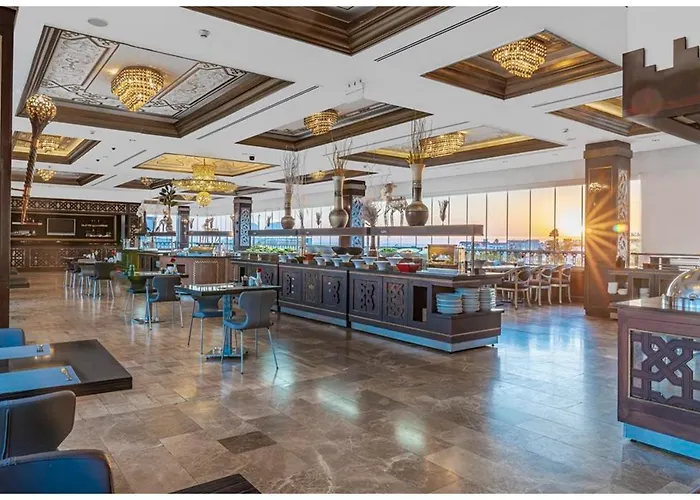 ホテル Savoy & Casino 5*