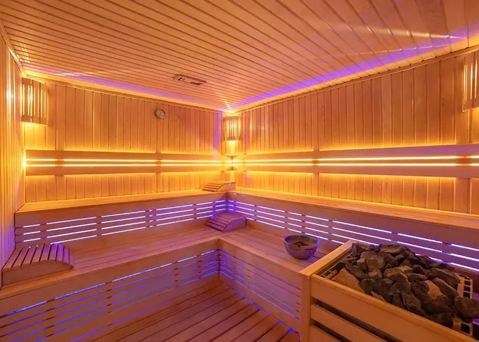 ホテル Savoy & Casino