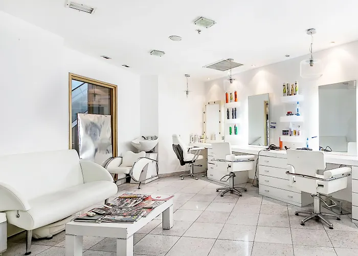 ホテル Savoy & Casino キレニア