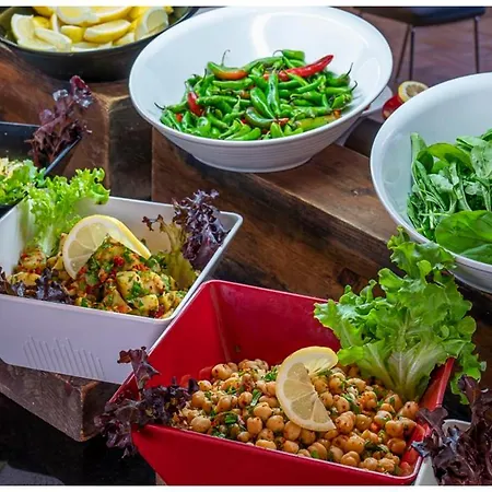 酒店 Savoy & Casino 5*