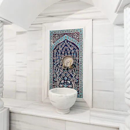 酒店 Savoy & Casino 5*