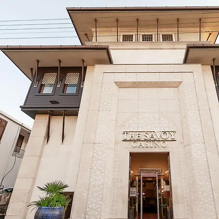 Savoy & Casino 5* 凯里尼亚